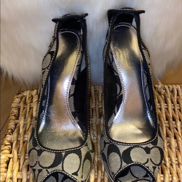 Coach wedges 6.5 - Picture 2 of 2